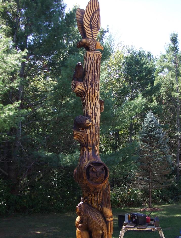 Tree Sculpture by Michigan chainsaw carver Jim Barnes